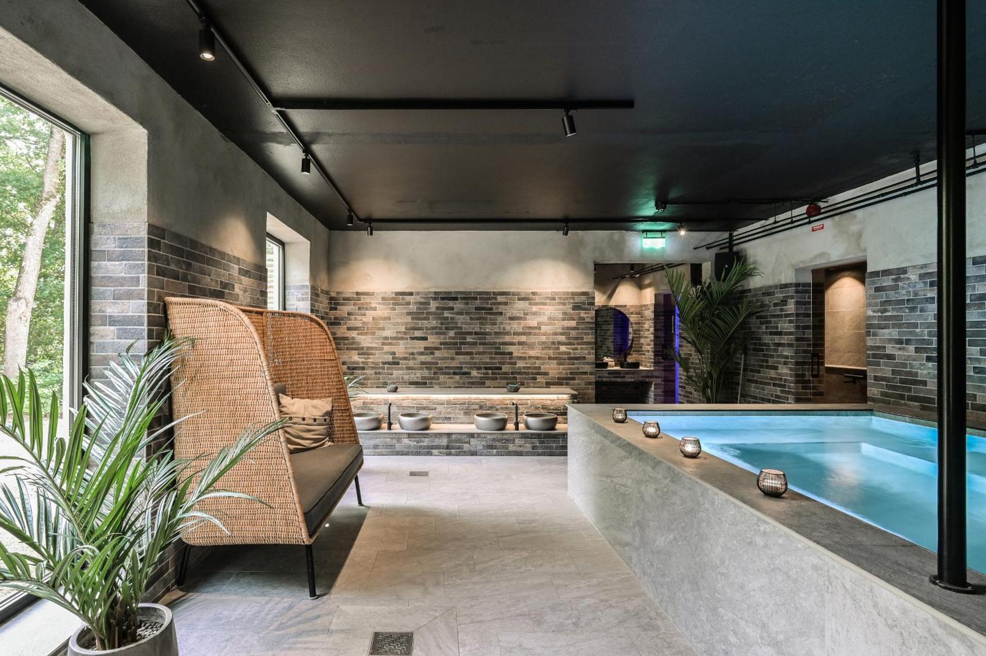 Hotel Asby 3*